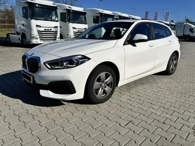 Gebraucht BMW 118 Advantage 150 PS (110 kW) 2023 Weiß Limousine