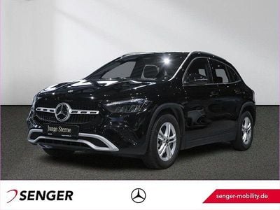 Gebraucht Mercedes GLA200 163 PS (119 kW) 2024 Unilack nachtschwarz SUV