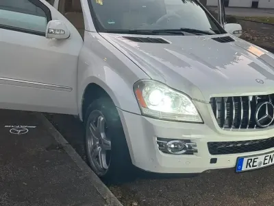 Gebraucht Mercedes GL320 224 PS (164 kW) 2008 Weiß SUV