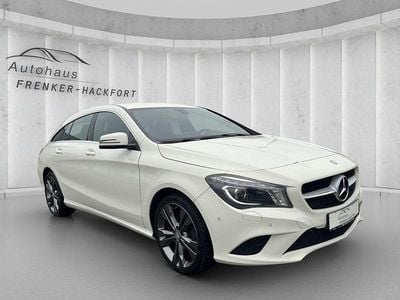 Gebraucht Mercedes CLA180 Shooting Brake Urban 122 PS (89 kW) 2015 Weiß Kombi