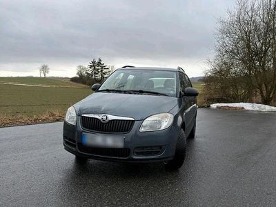 Gebraucht Skoda Fabia Cool Edition 70 PS (51 kW) 2009 Grau Kombi
