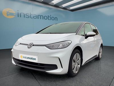 Weiß Gebraucht 2024 VW ID.3 Pro Kleinwagen | 27.299 € (Guter Preis)