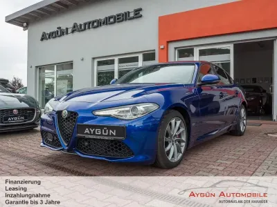 Gebraucht Alfa Romeo Giulia Super 190 PS (139 kW) 2022 Blu anodizzato Limousine