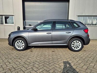 Neu Skoda Kamiq Selection 116 PS (85 kW) 2026 Graphitegrau metallic SUV