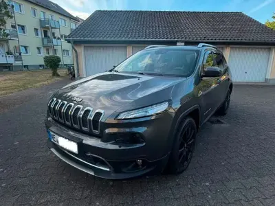 Gebraucht Jeep Cherokee Limited 200 PS (147 kW) 2014 Grau SUV