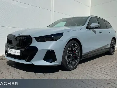 Neu BMW i5 Performance 250 kW (340 PS) 2026 Grau Kombi