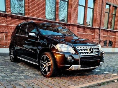 Second-hand Mercedes ML350 AMG 224 CP (164 kW) 2009 Negru SUV