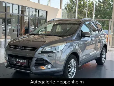 Gebraucht Ford Kuga Titanium 163 PS (119 kW) 2013 Grau SUV
