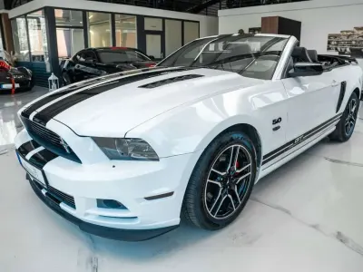 Occasion Ford Mustang 420 ch (308 kW) 2013 Blanc Cabriolet