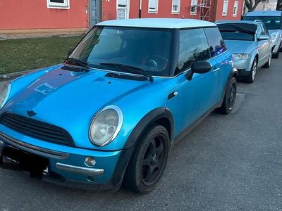 Blau Gebraucht 2004 Mini Cooper Kleinwagen | 2.750 € (Fairer Preis)