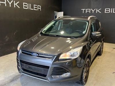 Grau Gebraucht 2016 Ford Kuga Titanium SUV | 6.000 € (Superpreis)