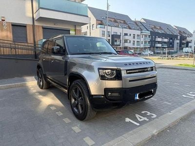 Gebraucht Land Rover Defender HSE Dynamic 249 PS (183 kW) 2024 Silber SUV