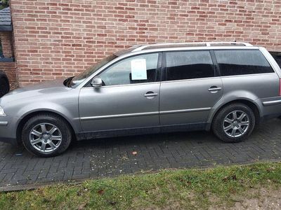 Gebraucht VW Passat Highline 130 PS (95 kW) 2004 Grau Kombi