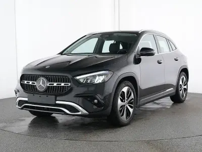 Second-hand Mercedes GLA220 190 CP (139 kW) 2025 Negru SUV