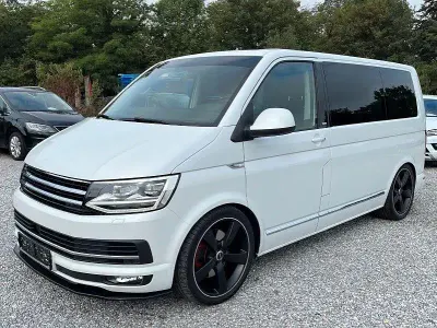 Gebraucht VW Multivan 204 PS (150 kW) 2016 Weiß Van / Kleinbus
