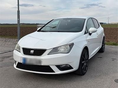 Gebraucht Seat Ibiza 86 PS (63 kW) 2012 Weiß Kleinwagen