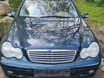 gebraucht Mercedes C180 ///2200€bis 01,05,2024