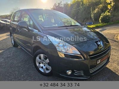 Usata Peugeot 5008 111 CV (81 kW) 2012 Grigio Monovolume