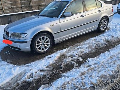 Silber Gebraucht 2004 BMW 318 Limousine | 2.650 € (Fairer Preis)