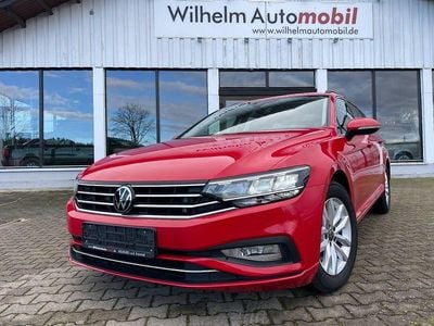 Gebraucht VW Passat Business 122 PS (89 kW) 2023 Rot Kombi