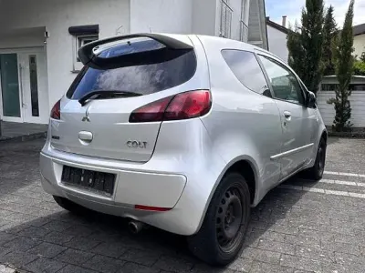 Occasion Mitsubishi Colt Invite 95 PK (69 kW) 2007 Zilver Sedan