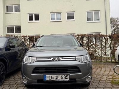 Gebraucht Mitsubishi Outlander 177 PS (130 kW) 2013 Grau SUV