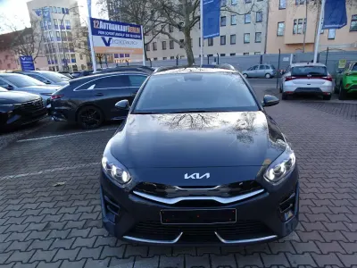 Gebraucht Kia Ceed Sportswagon 141 PS (103 kW) 2022 Grau Kombi