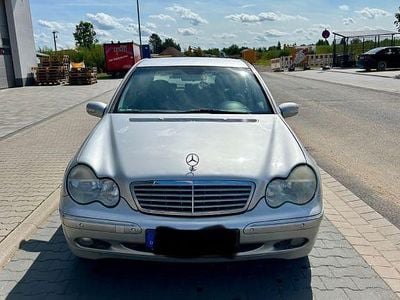 Mercedes C180
