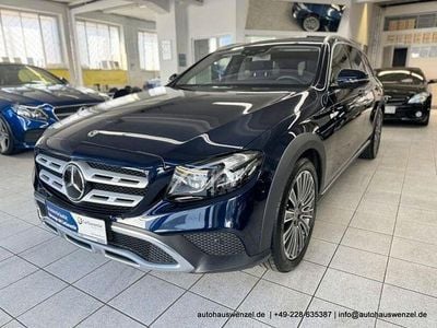 Gebraucht Mercedes E220 All-Terrain 194 PS (142 kW) 2019 Cavansitblau  metalliclack Kombi