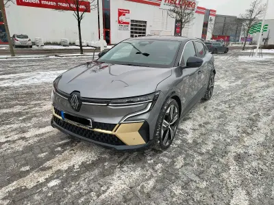 Gebraucht Renault Megane E-Tech Iconic 2022 Silber Coupé
