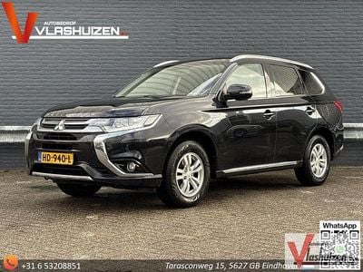 Gebraucht Mitsubishi Outlander P-HEV Edition 121 PS (88 kW) 2015 Schwarz SUV