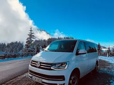 Gebraucht VW Multivan 150 PS (110 kW) 2015 Weiß Van / Kleinbus