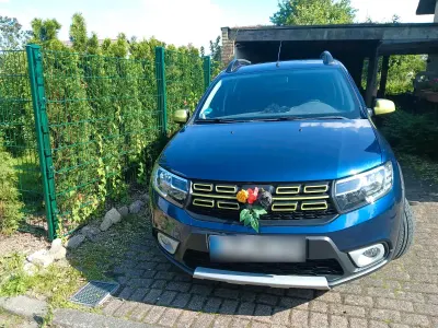 Gebraucht Dacia Sandero Stepway 90 PS (66 kW) 2019 Blau Limousine