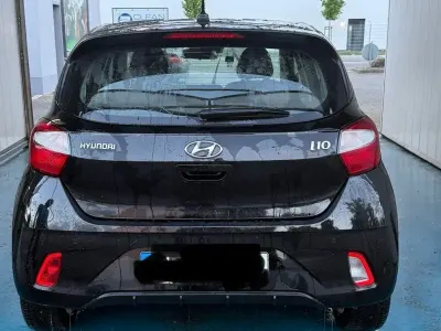 Gebraucht Hyundai i10 Trend 67 PS (49 kW) 2021 Schwarz Kleinwagen