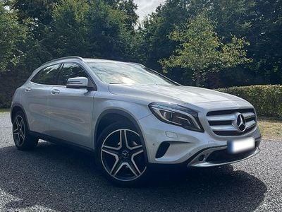 Second-hand Mercedes GLA220 177 CP (130 kW) 2016 Gri SUV