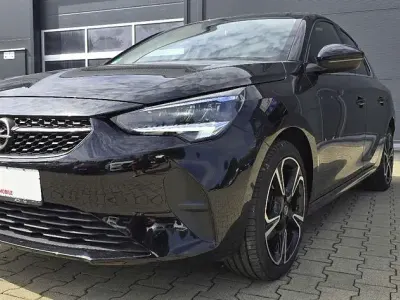 Gebraucht Opel Corsa Elegance 101 PS (74 kW) 2022 Schwarz Kleinwagen