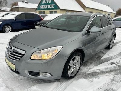 Grau Gebraucht 2012 Opel Insignia Kombi | 6.990 € (Teuer)