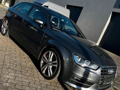 Gebraucht Audi A3 S-Line 150 PS (110 kW) 2015 Grau Limousine