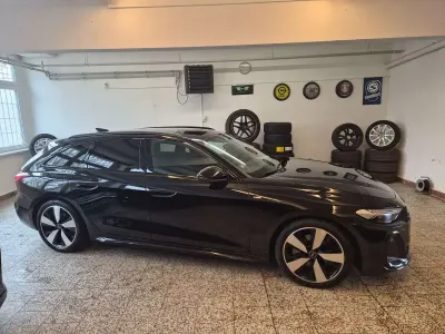 Używany Audi A5 S-Line 204 KM (150 kW) 2025 Czarny Kombi