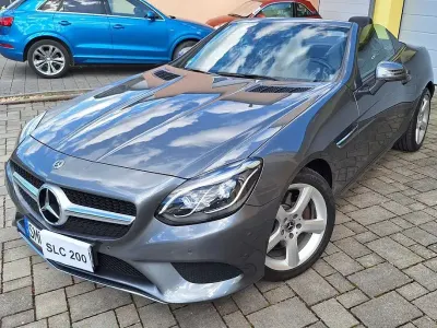 Gebraucht Mercedes SLC200 184 PS (135 kW) 2020 Grau Cabrio