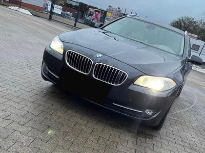 Second-hand BMW 530 Comfort Edition 258 CP (189 kW) 2011 Negru Break