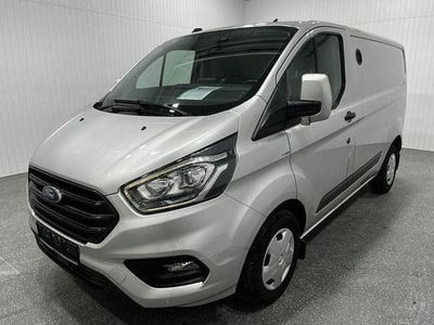Gebraucht Ford 300 131 PS (96 kW) 2020 Silber Van