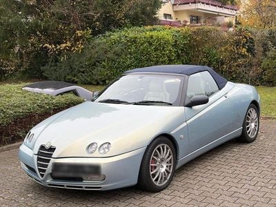 Second-hand Alfa Romeo Spider 240 CP (176 kW) 2005 Negru Cabrio