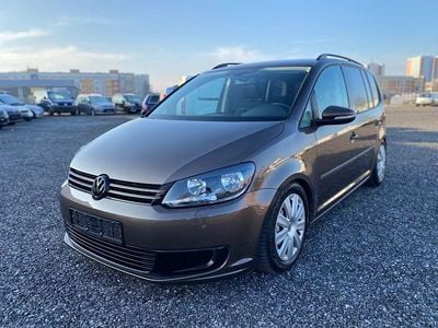 Gebraucht VW Touran Trendline 140 PS (102 kW) 2011 Braun Van / Kleinbus