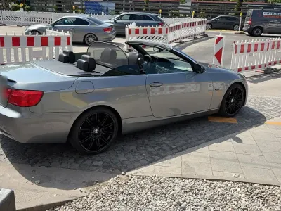 Gebraucht BMW 325 Cabriolet 218 PS (160 kW) 2007 Grau Cabrio