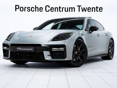 Nuova Porsche Panamera 4 470 CV (345 kW) 2025 Argento Berlina