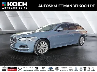 Gebraucht Volvo V90 Momentum 145 PS (106 kW) 2021 Kombi