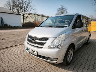 Gebraucht Hyundai H-1 170 PS (125 kW) 2008 Silber Van / Kleinbus