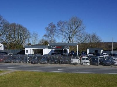 Gebraucht Mercedes C250 AMG line 204 PS (150 kW) 2015 Silber Kombi