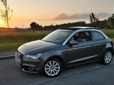 Gebraucht Audi A1 Ambition 122 PS (89 kW) 2012 Grau Kleinwagen